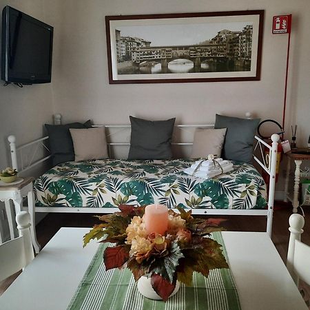 Messer Niccolo - Apartment In ฟลอเรนซ์ ภายนอก รูปภาพ